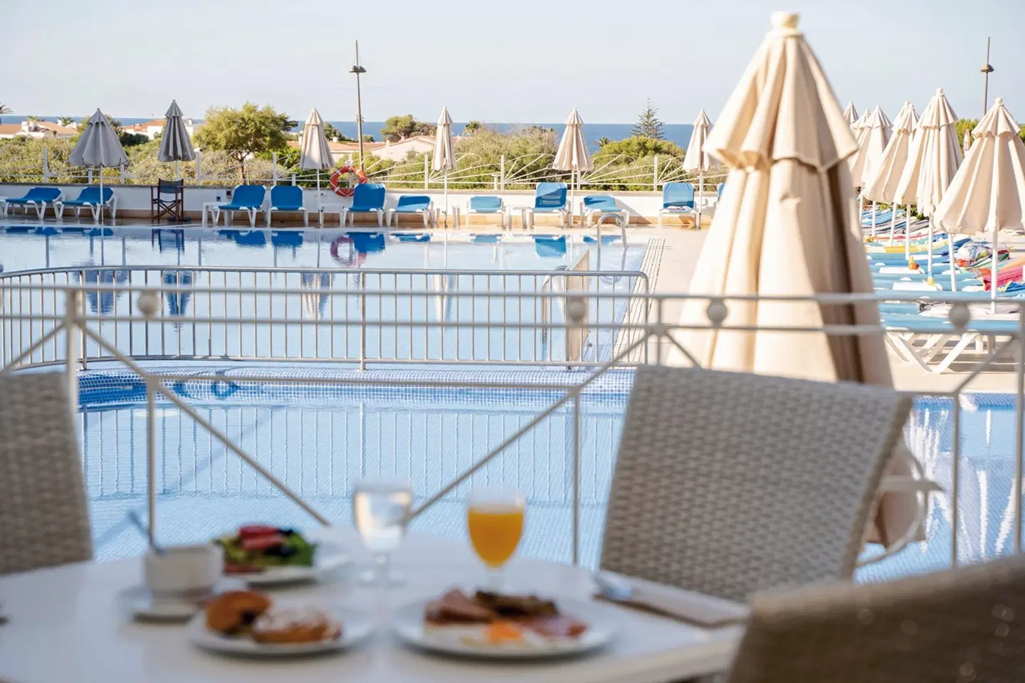 Minura Sur Menorca Terrasse