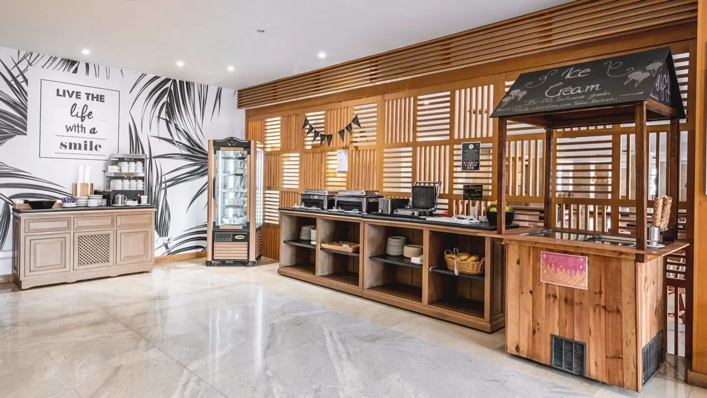 Be Live Adults Only Tenerife Bar