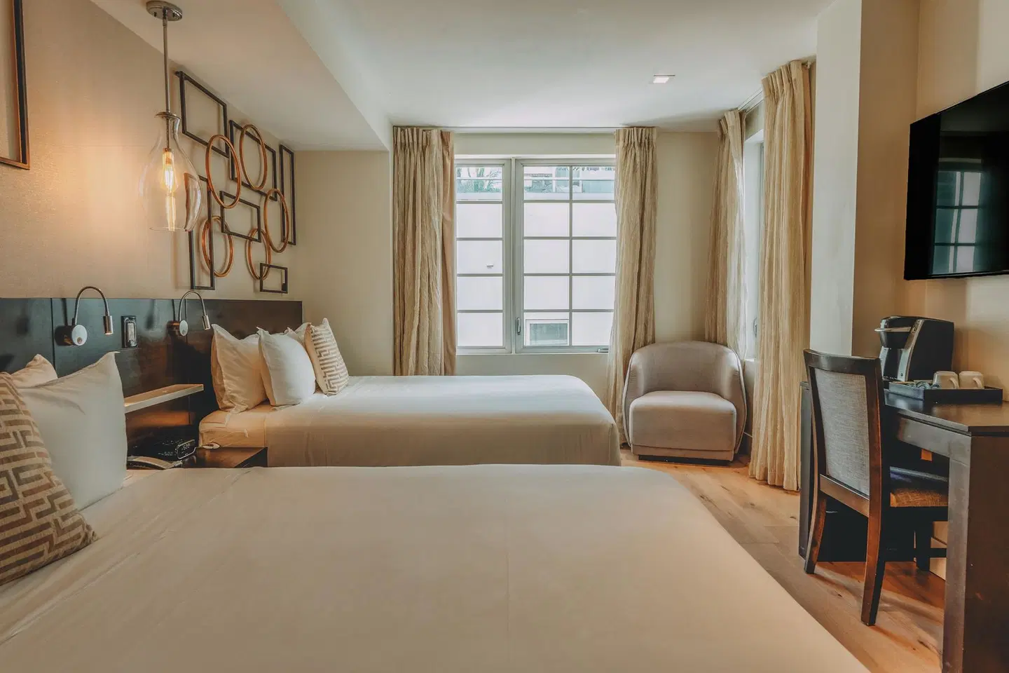 Berkeley Shore Hotel & Apts ROOM_EXAMPLE