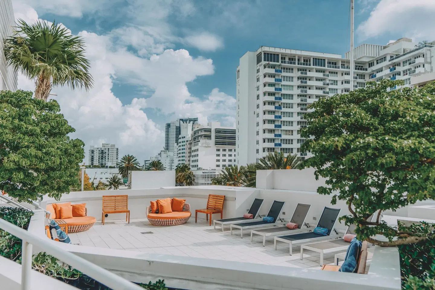 Berkeley Shore Hotel & Apts Terrasse