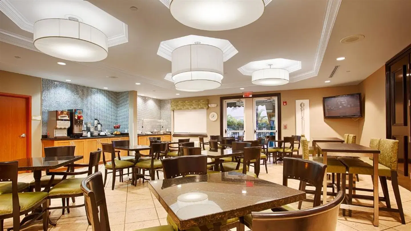 Best Western Plus Miami-Doral/Dolphin Mall Restaurant