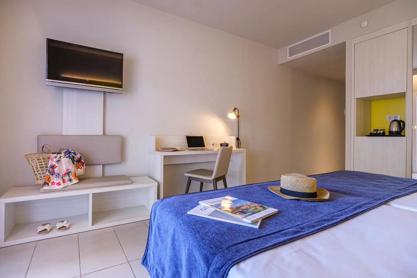 Estival ElDorado ROOM_EXAMPLE