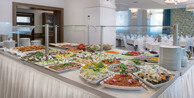 Cesarskie Ogrody Restaurant