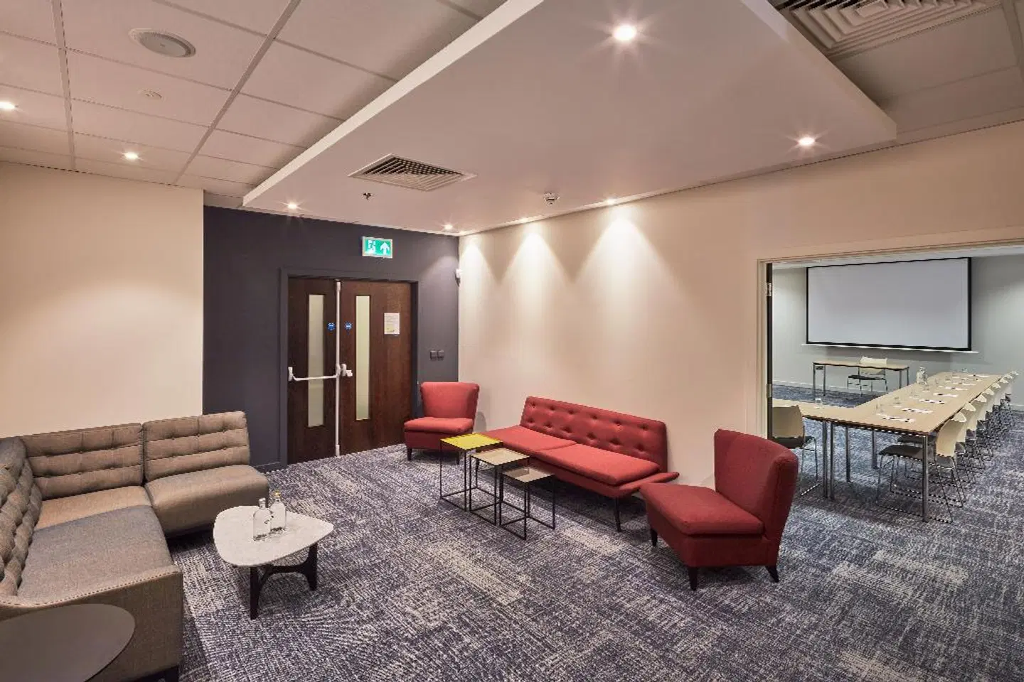 MARLIN WATERLOO ROOM_EXAMPLE