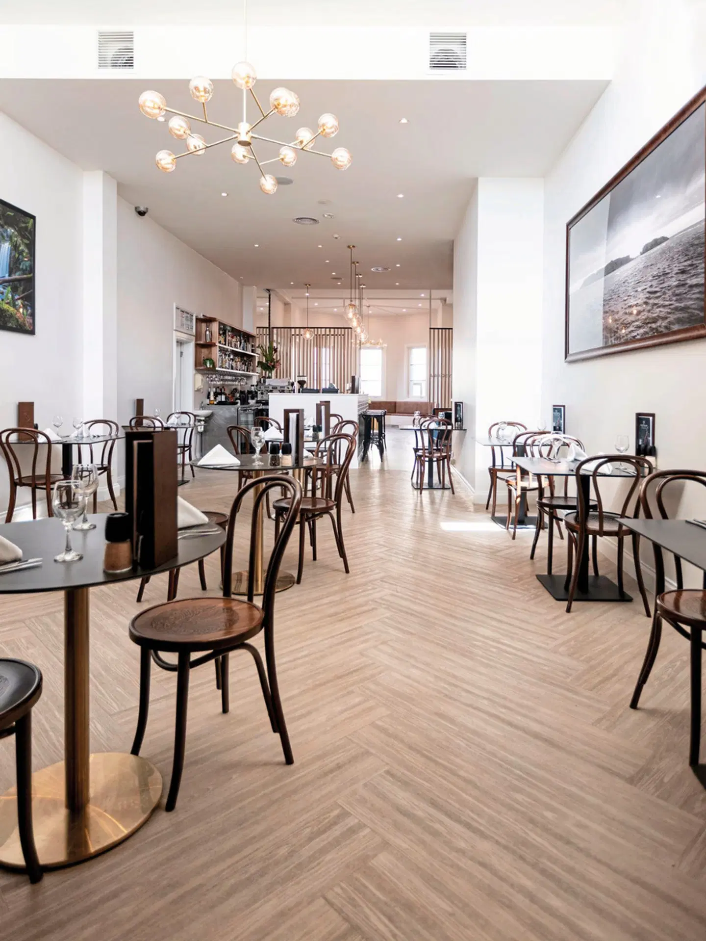 Deep Blue Hotel & Hot Springs Bar