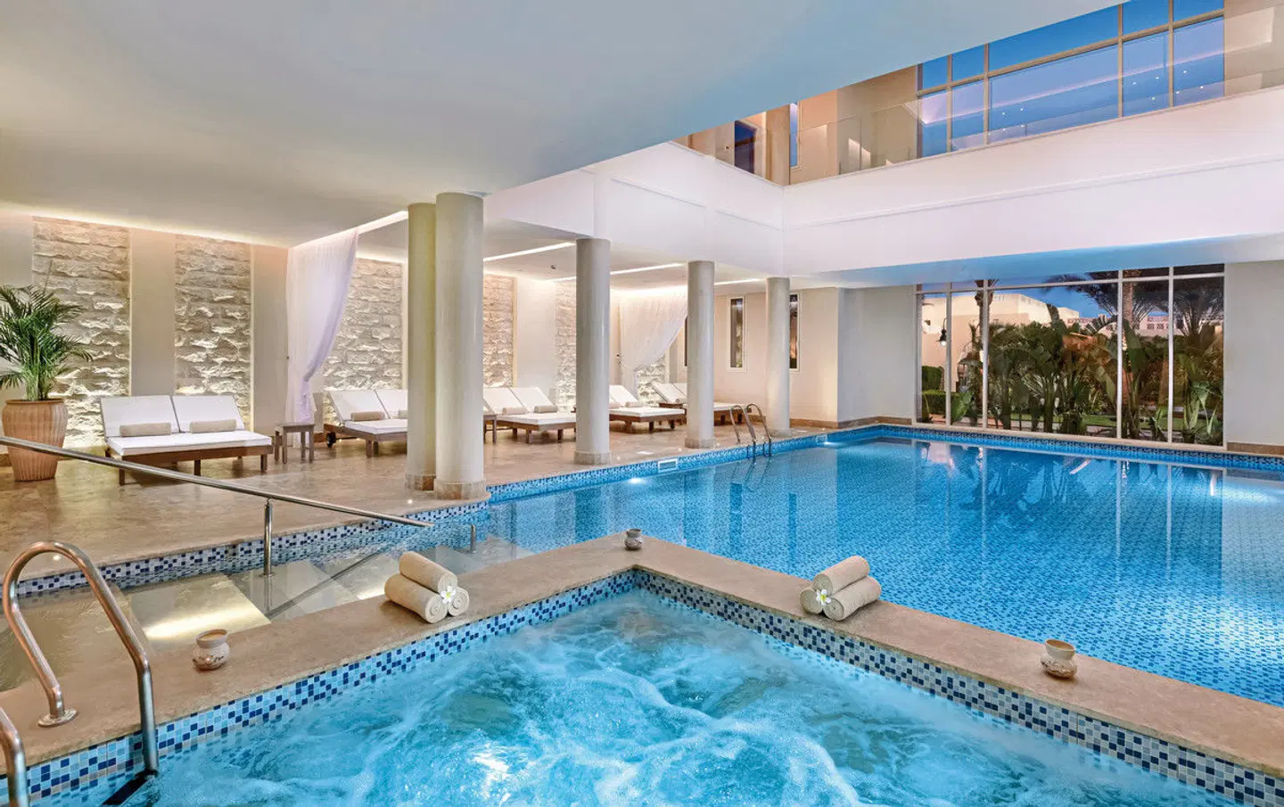 JAZ Neo Reef Marsa Hallenbad