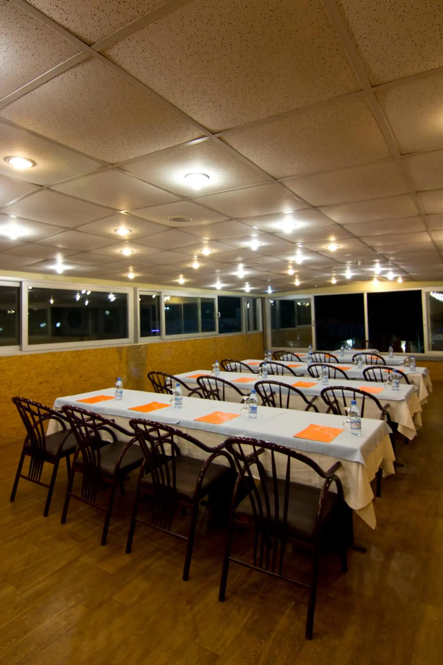 Krizantem Hotel RESTAURANT