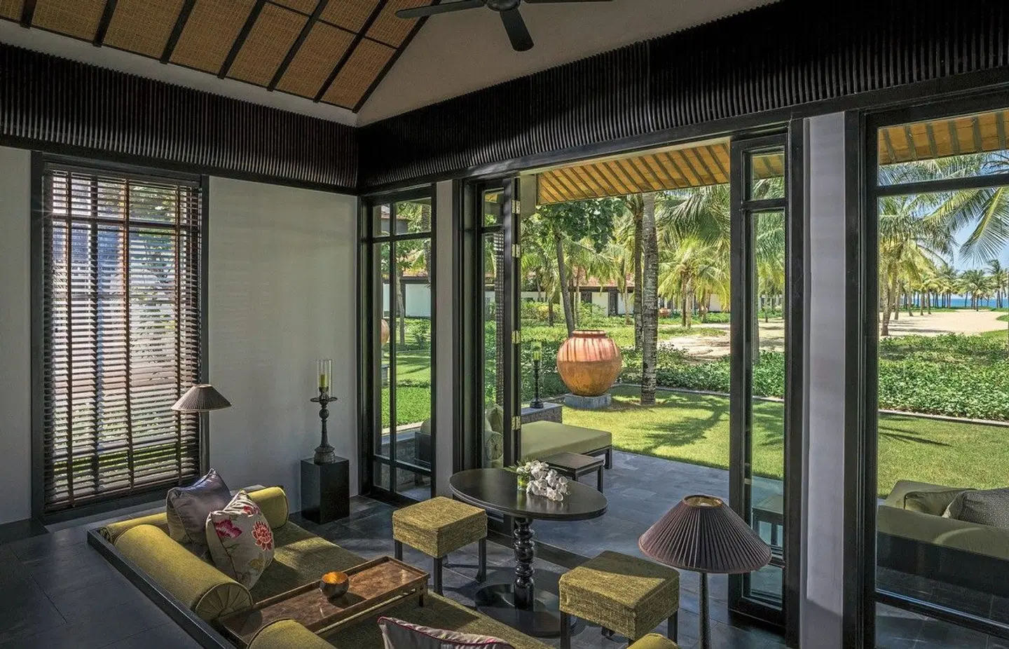 Four Seasons Resort The Nam Hai, Hoi An LOUNGE_LOBBY