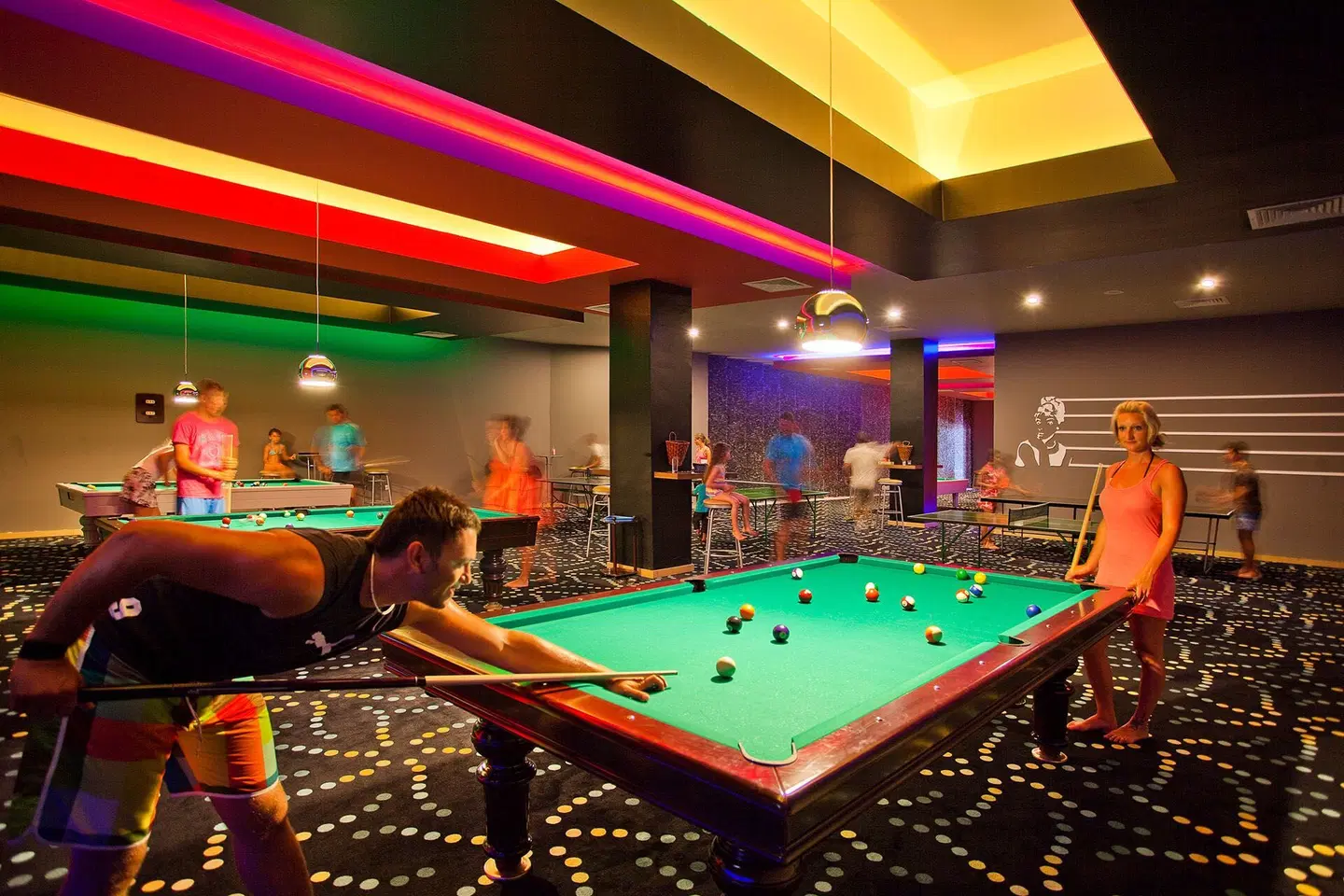 Defne Dream Hallenbad