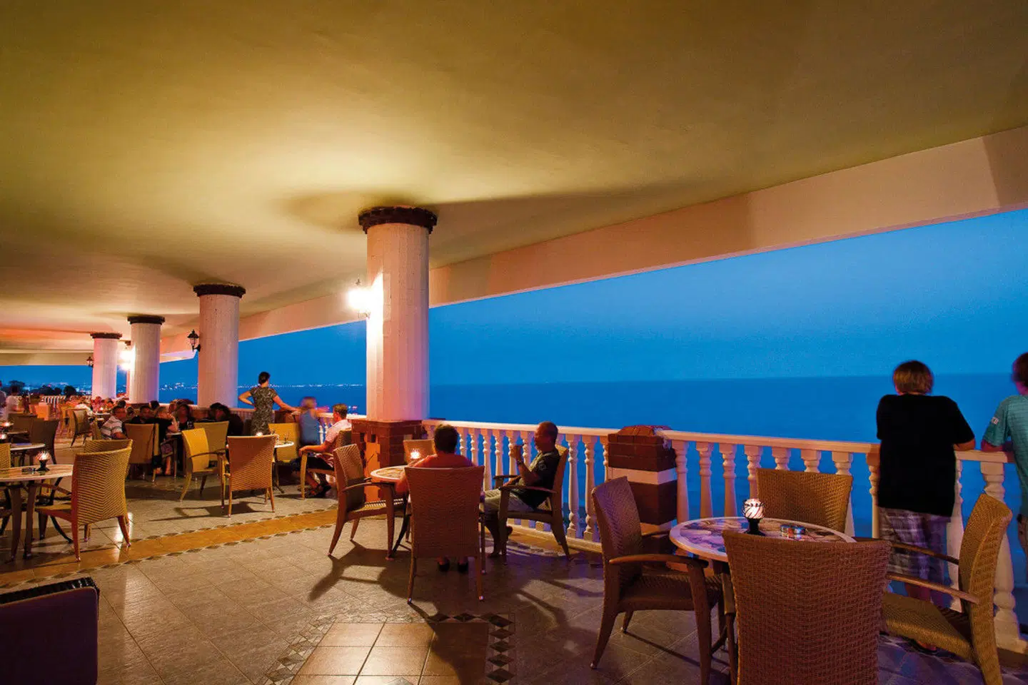 Defne Dream RESTAURANT