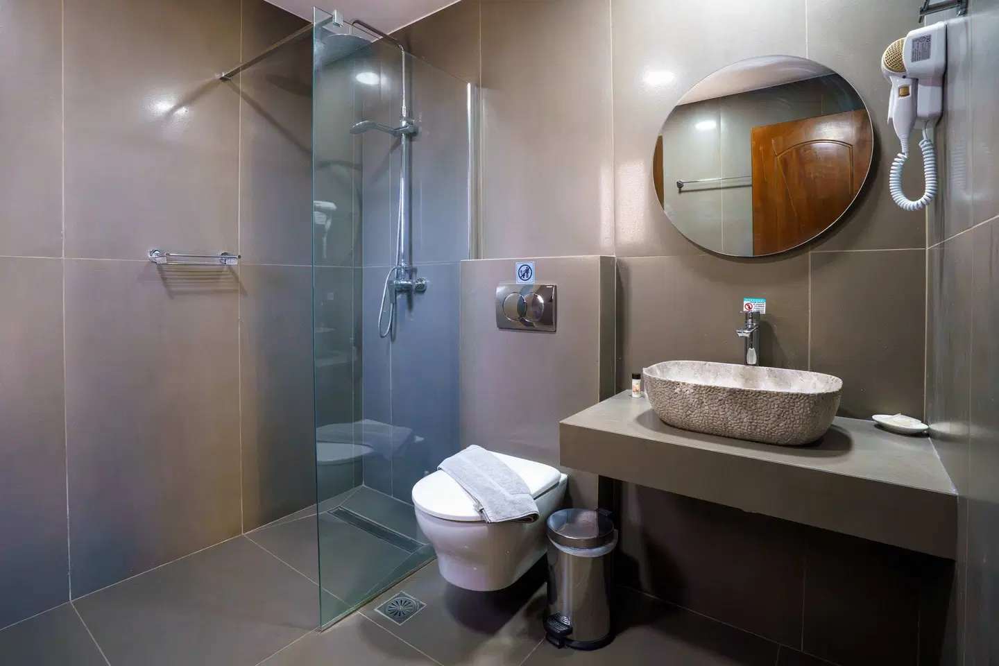 Almyrida Village and Waterpark Badezimmer