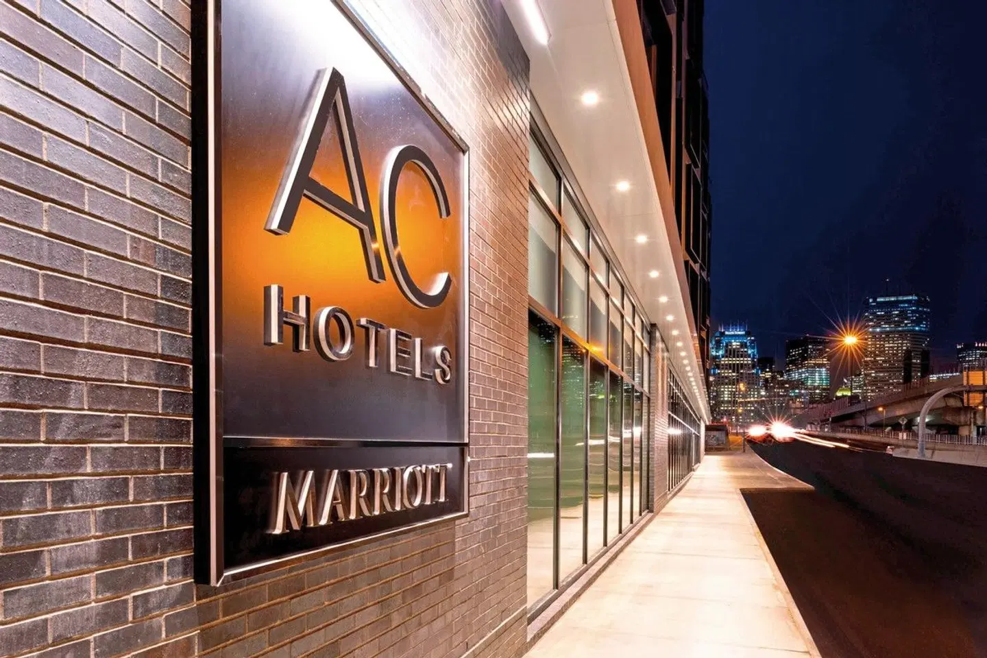 AC Hotel by Marriott Boston Downtown EXTERIOR