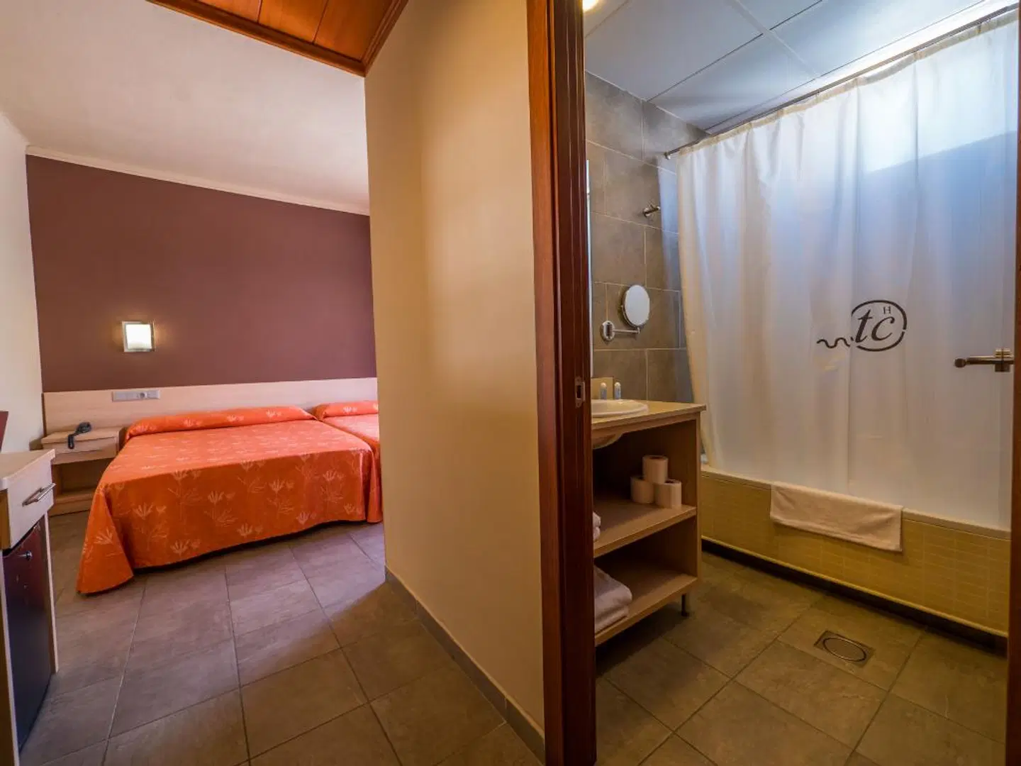 Hotel Tossa Beach Center Badezimmer