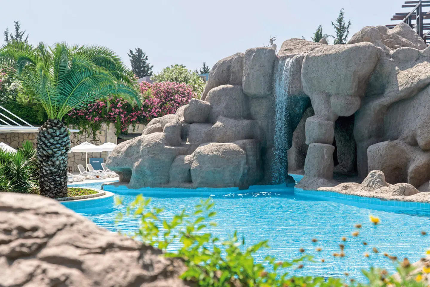 Blue Waters Club OUTDOOR_POOL