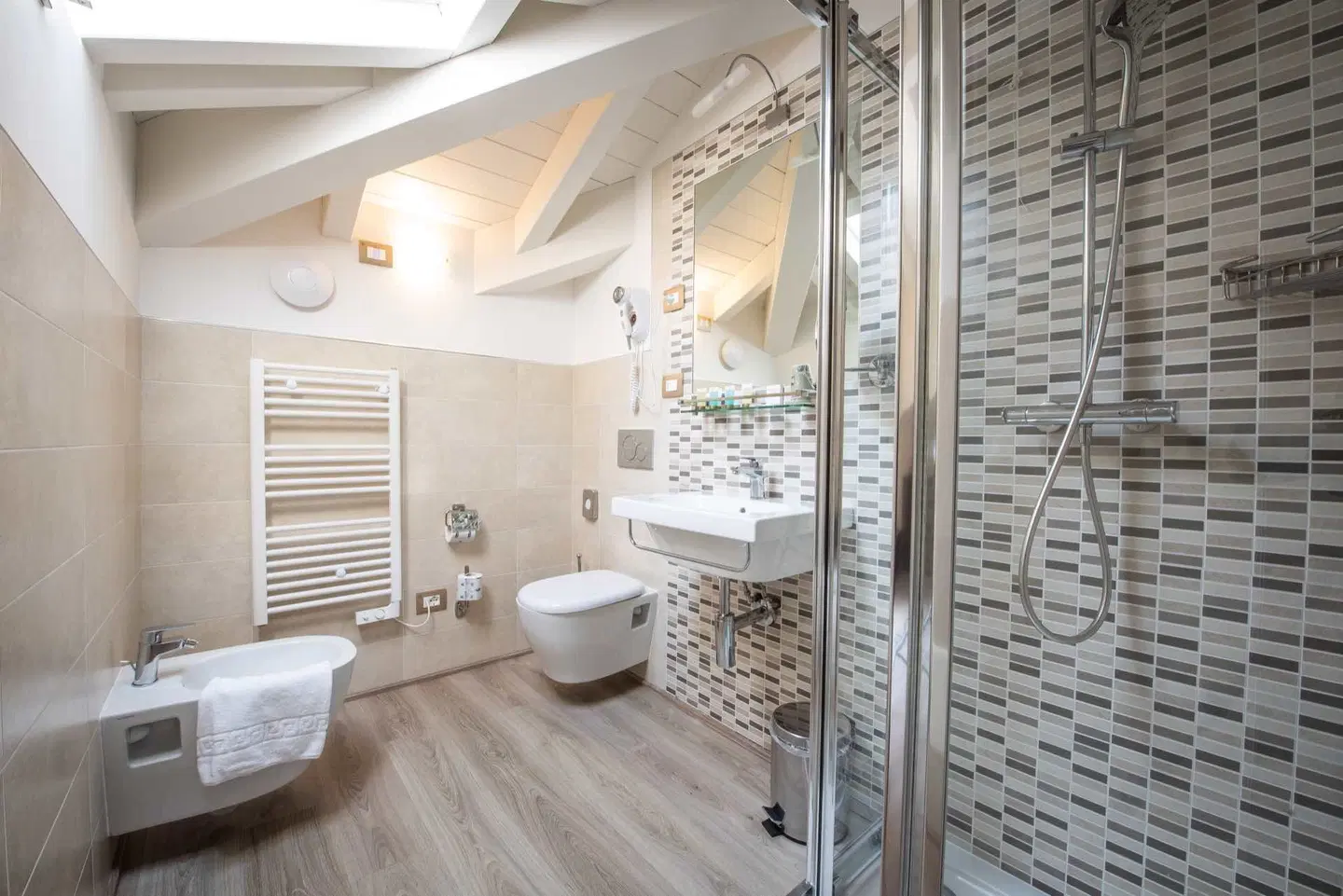 Hotel Rosa Badezimmer