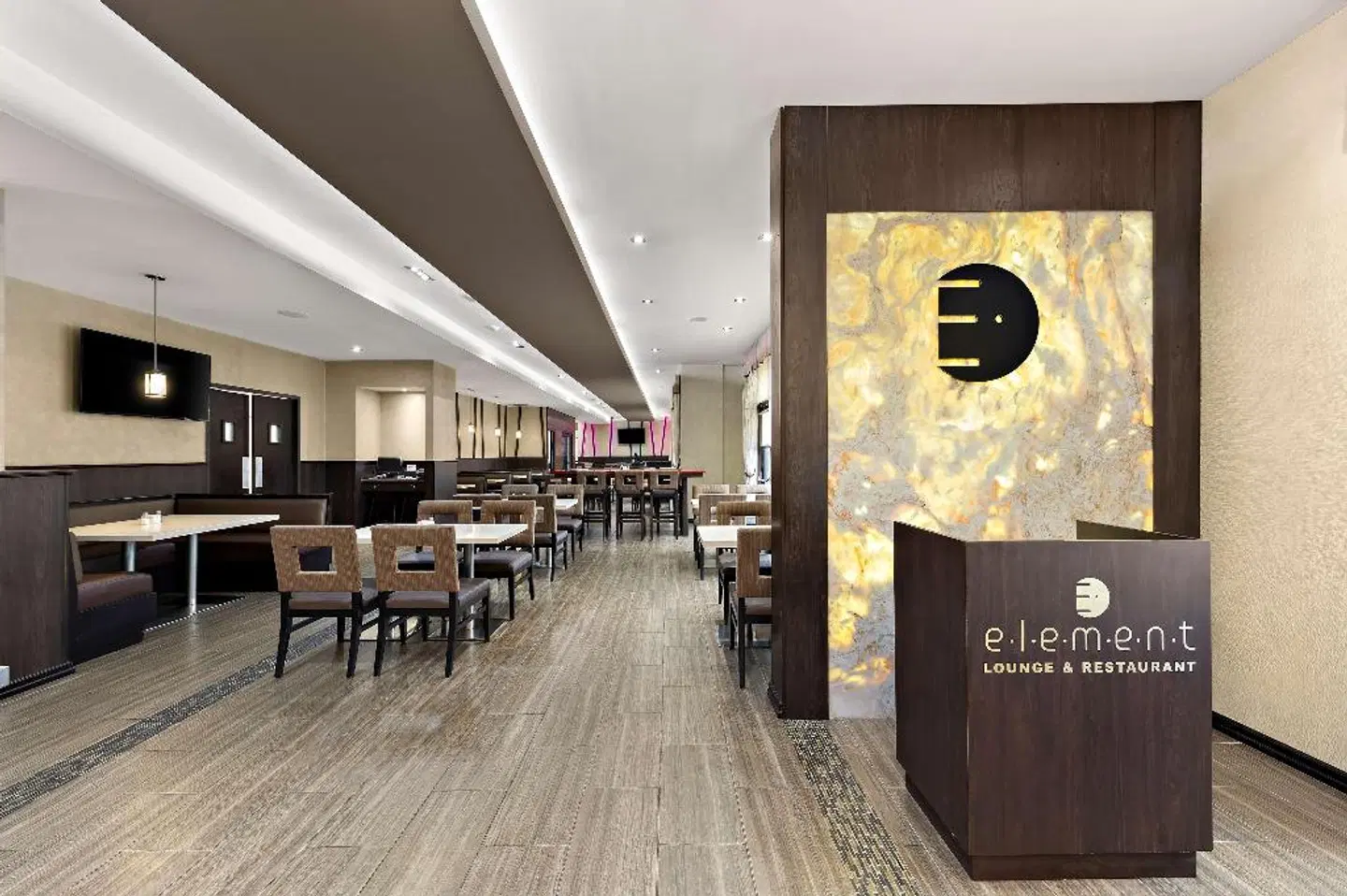 Best Western Plus Toronto North York Hotel & Suites Bar