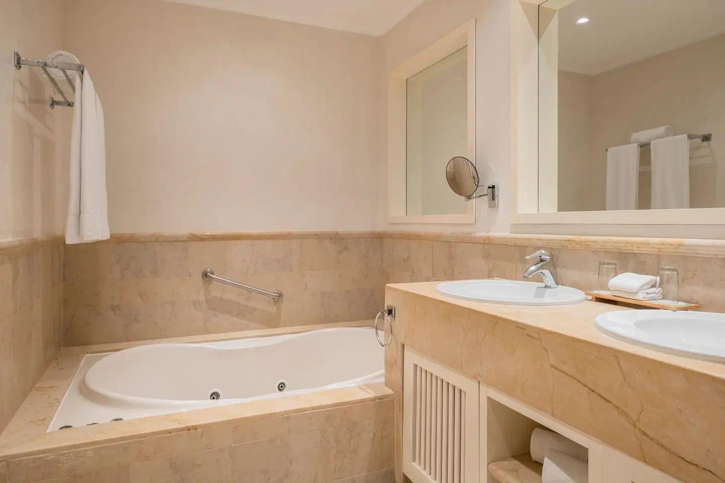 Iberostar Selection Paraíso Maya Suites Badezimmer