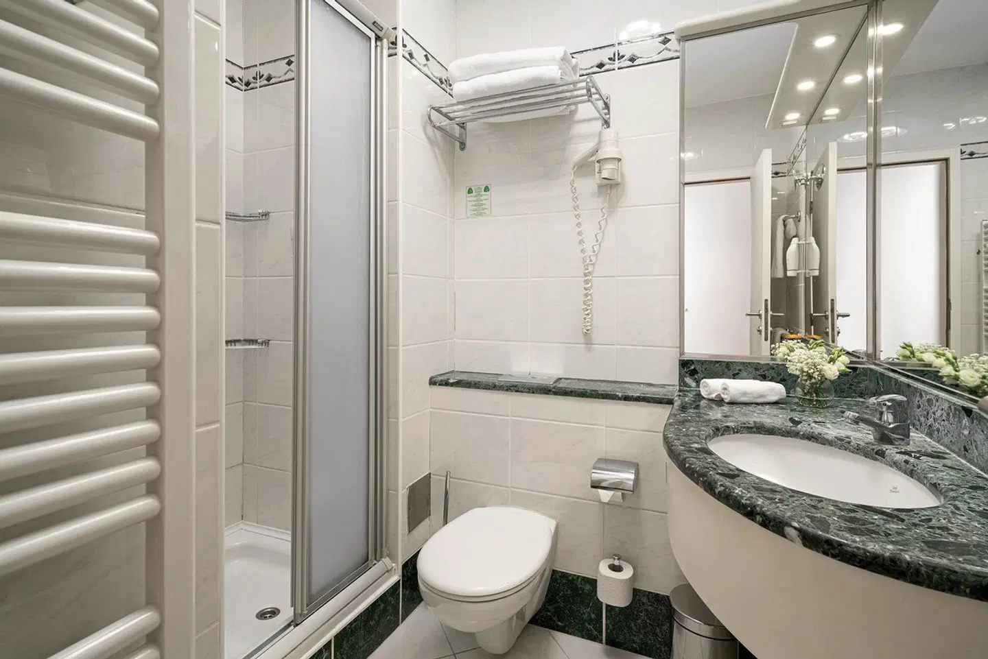 Valamar Meteor Hotel Badezimmer