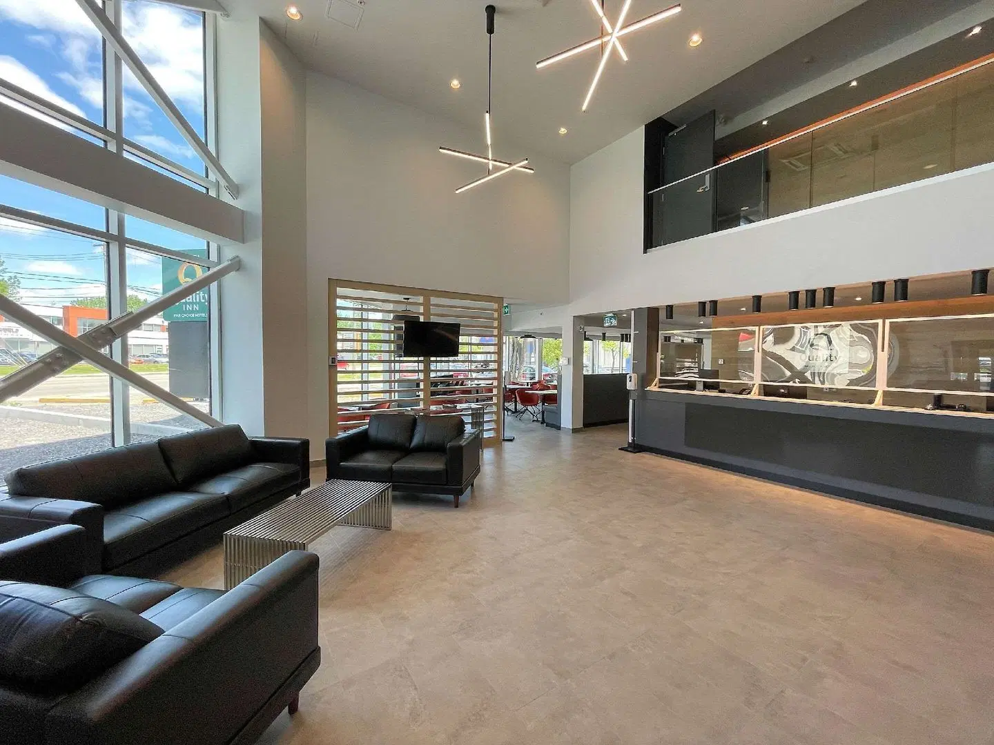 Quality Inn Quebec City LOUNGE_LOBBY