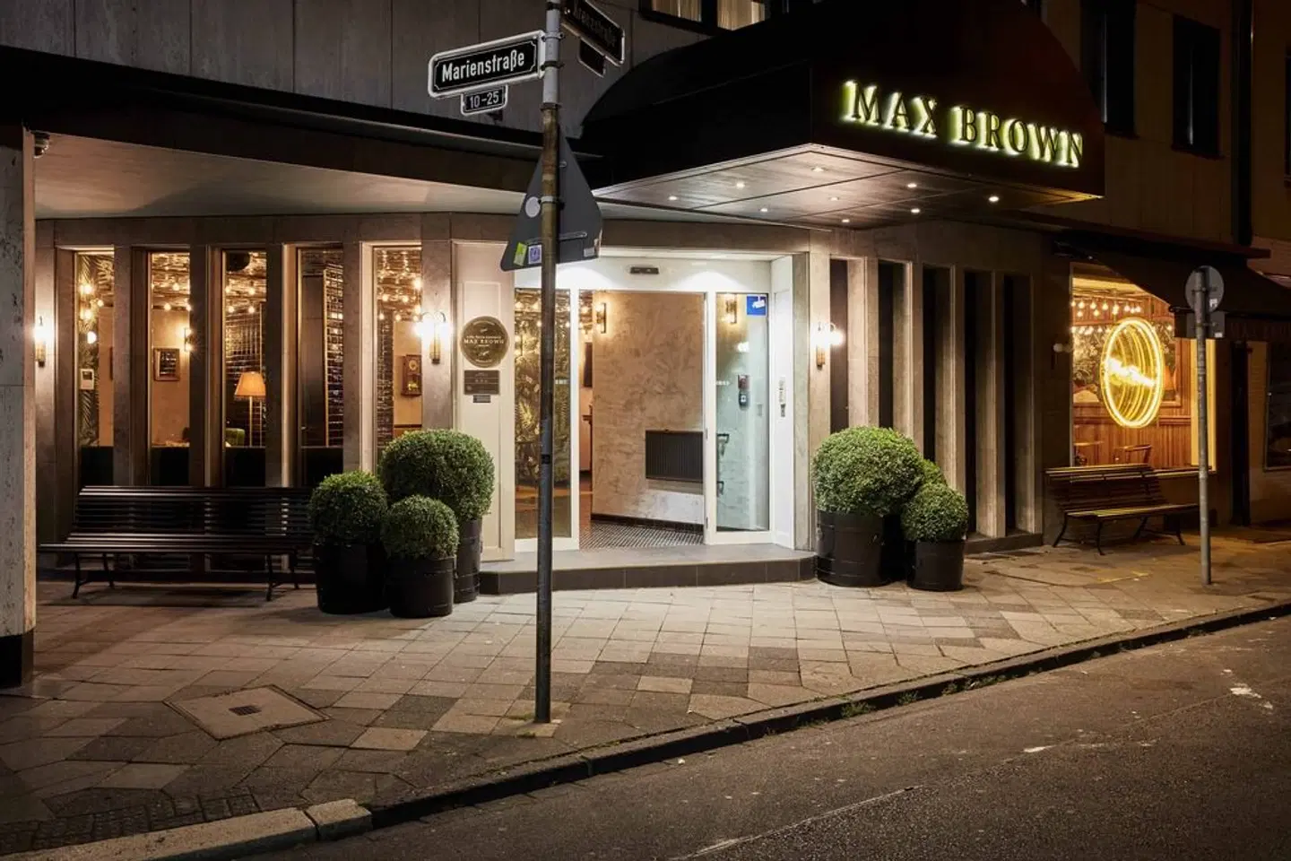 Max Brown Midtown EXTERIOR