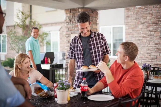 Candlewood Suites Anaheim - Resort Area PEOPLE