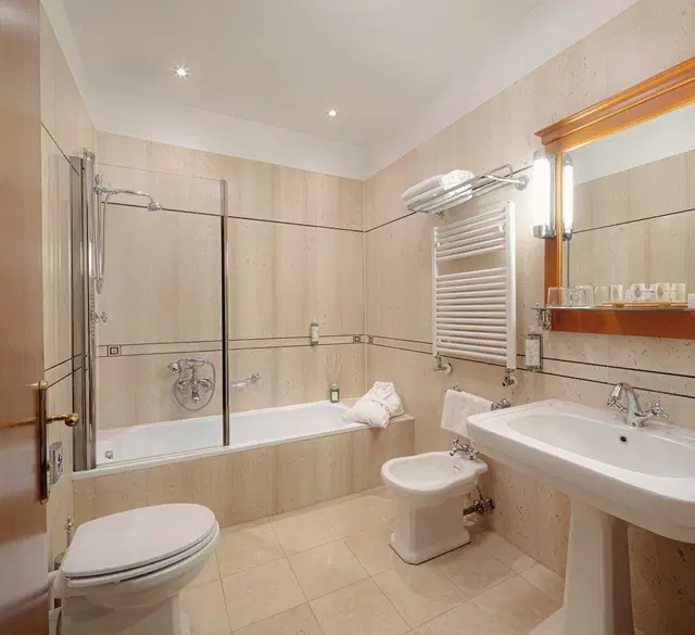 AllAngelo Art Hotel Badezimmer