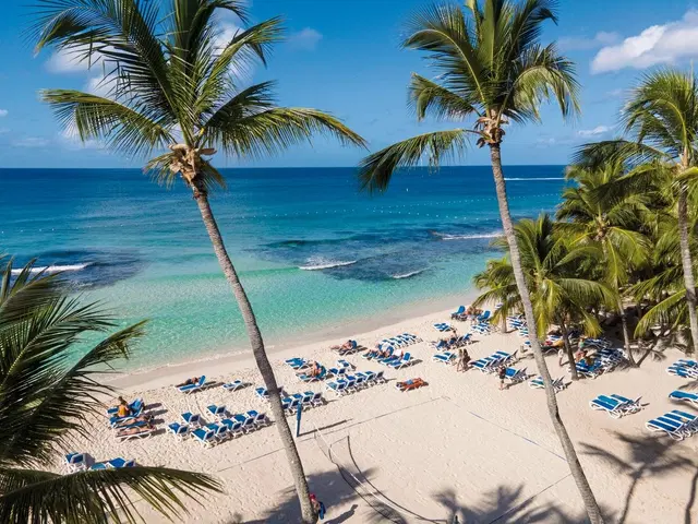 Viva Dominicus Beach by Wyndham Strand