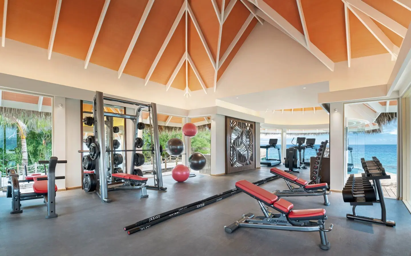 JW Marriott Maldives Resort & Spa SPORTS_AND_LEISURE