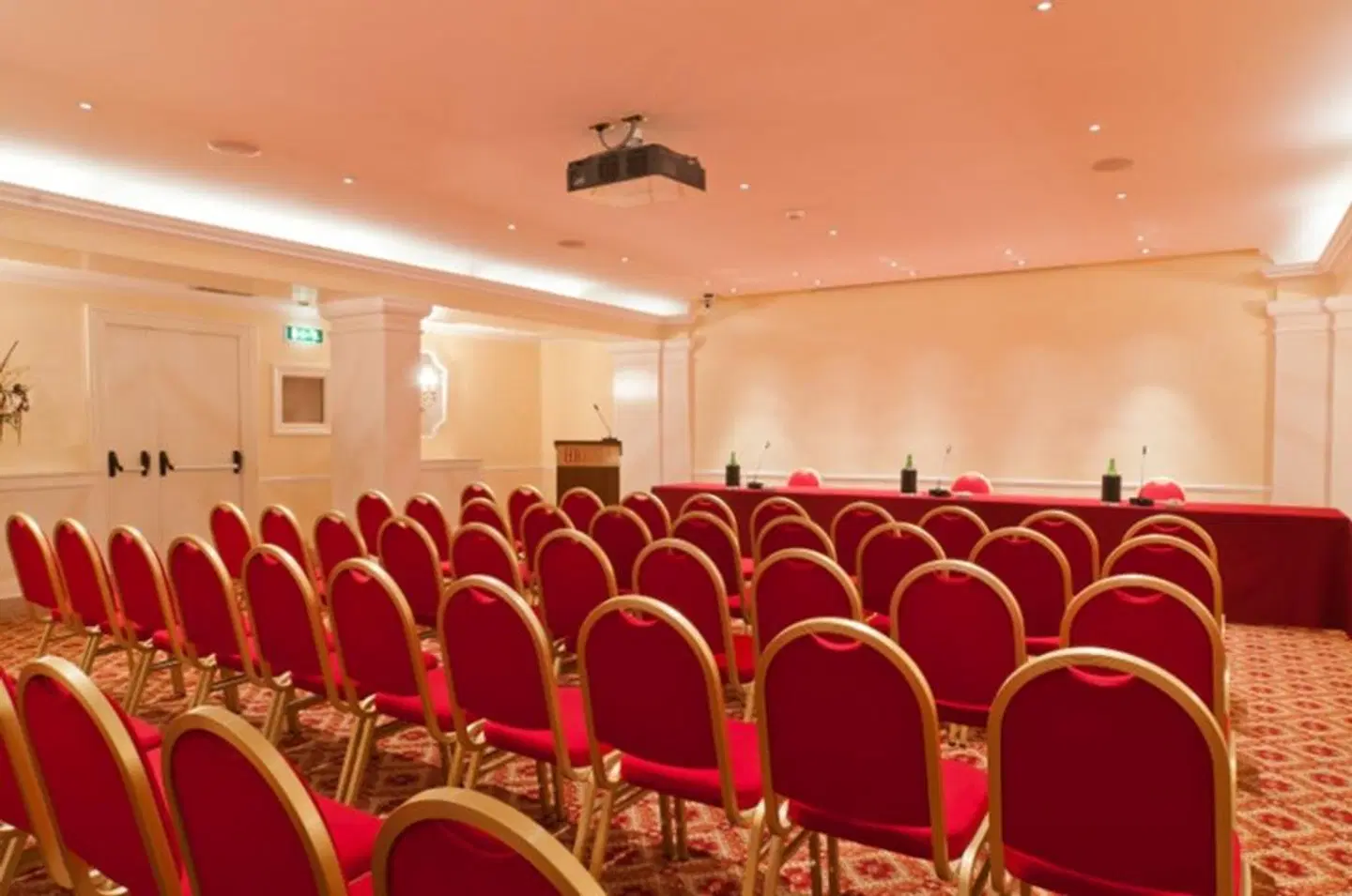 Bettoja Hotel Massimo d'Azeglio Konferenz