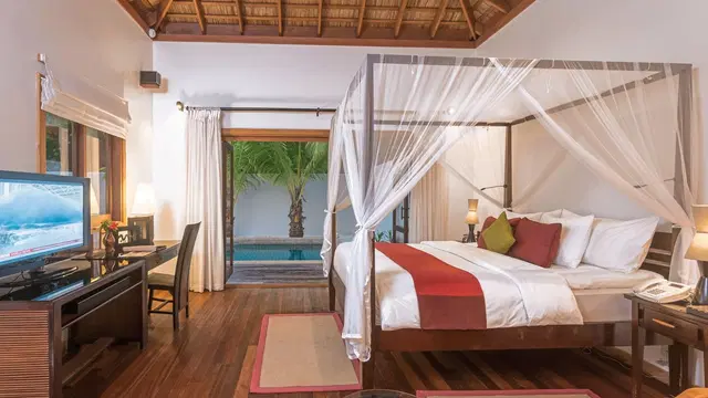 Kuredu Island Resort & Spa ROOM_EXAMPLE