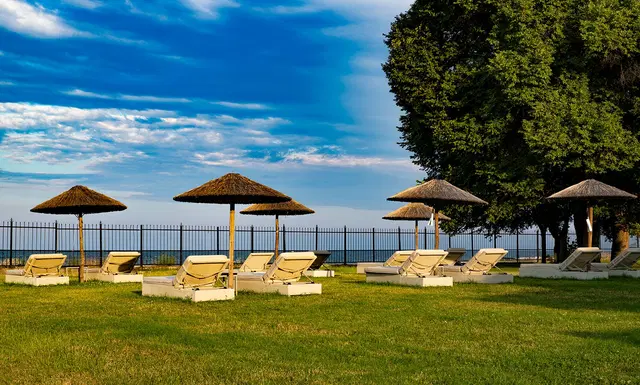 Dion Palace Resort & Spa Garten