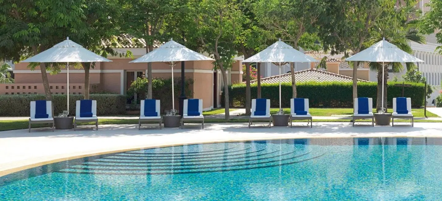 The Ritz-Carlton Abu Dhabi, Grand Canal OUTDOOR_POOL