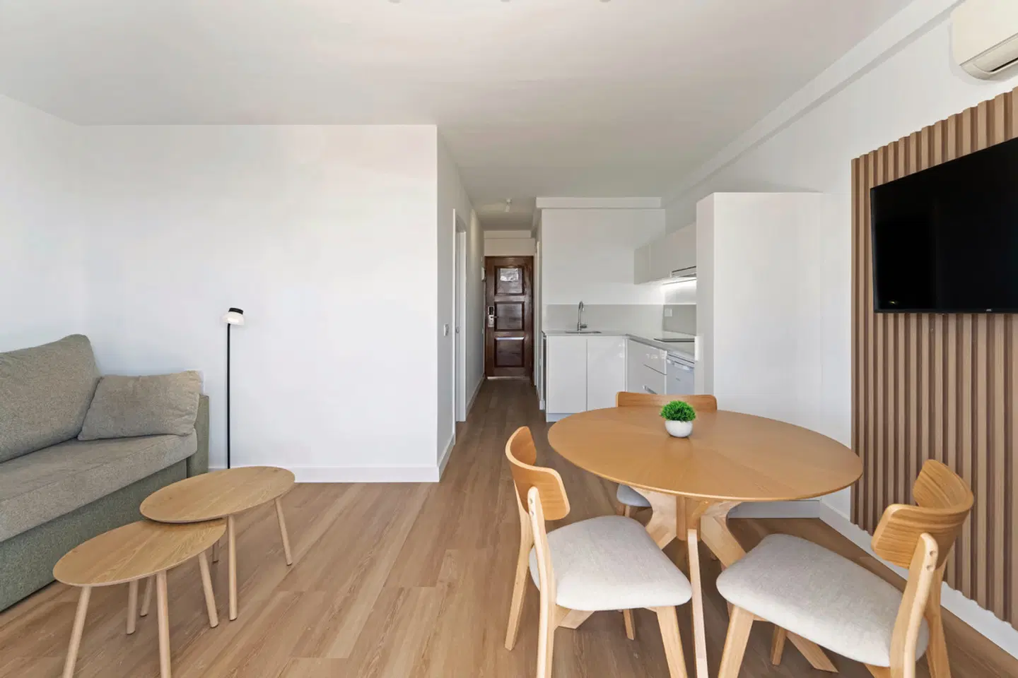 Don Palomón ROOM_EXAMPLE