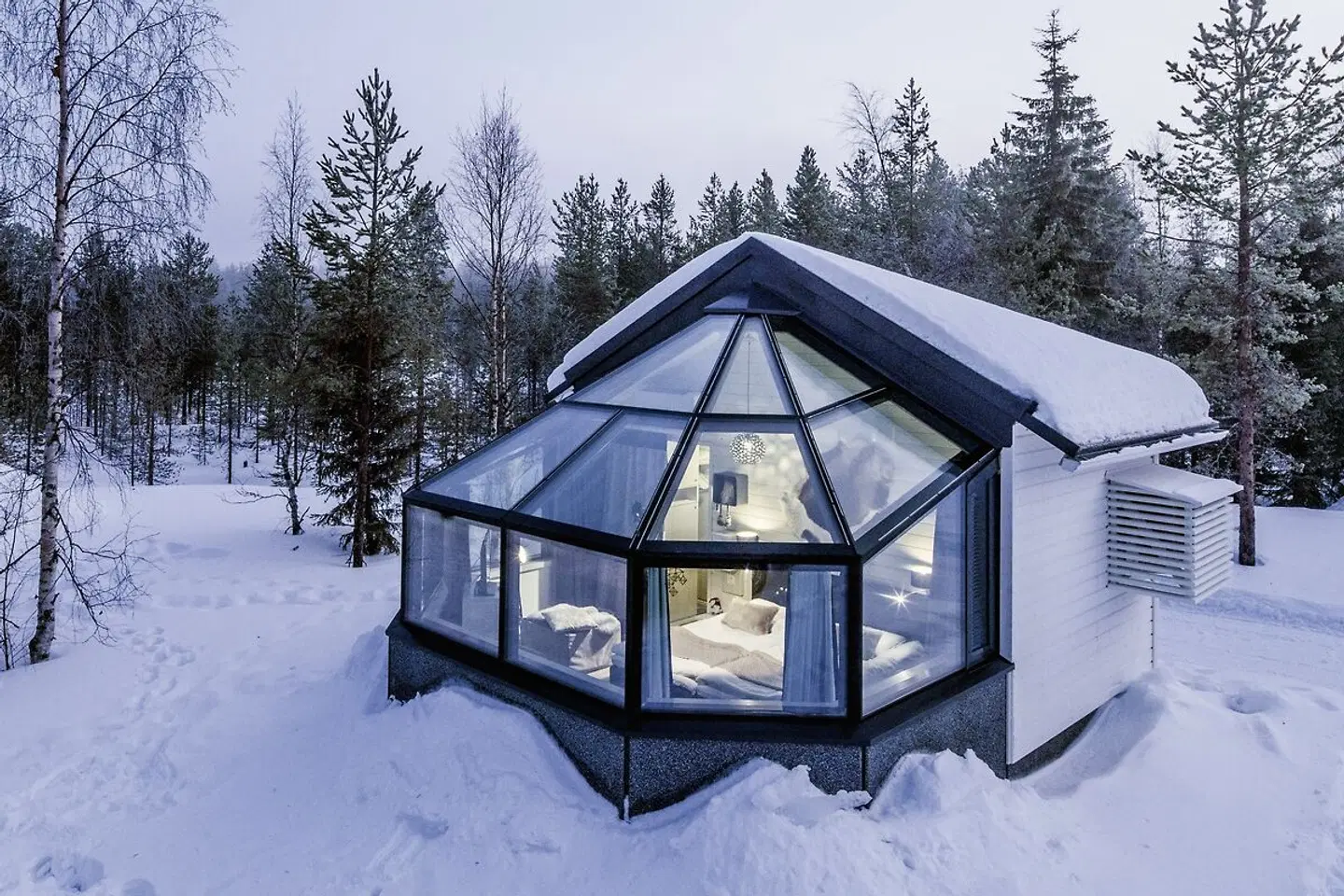 Santa's Igloos Arctic Circle EXTERIOR
