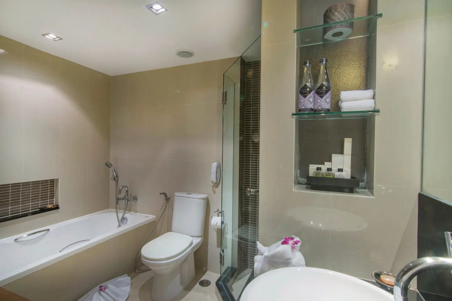 The Sukosol Hotel Bangkok Badezimmer