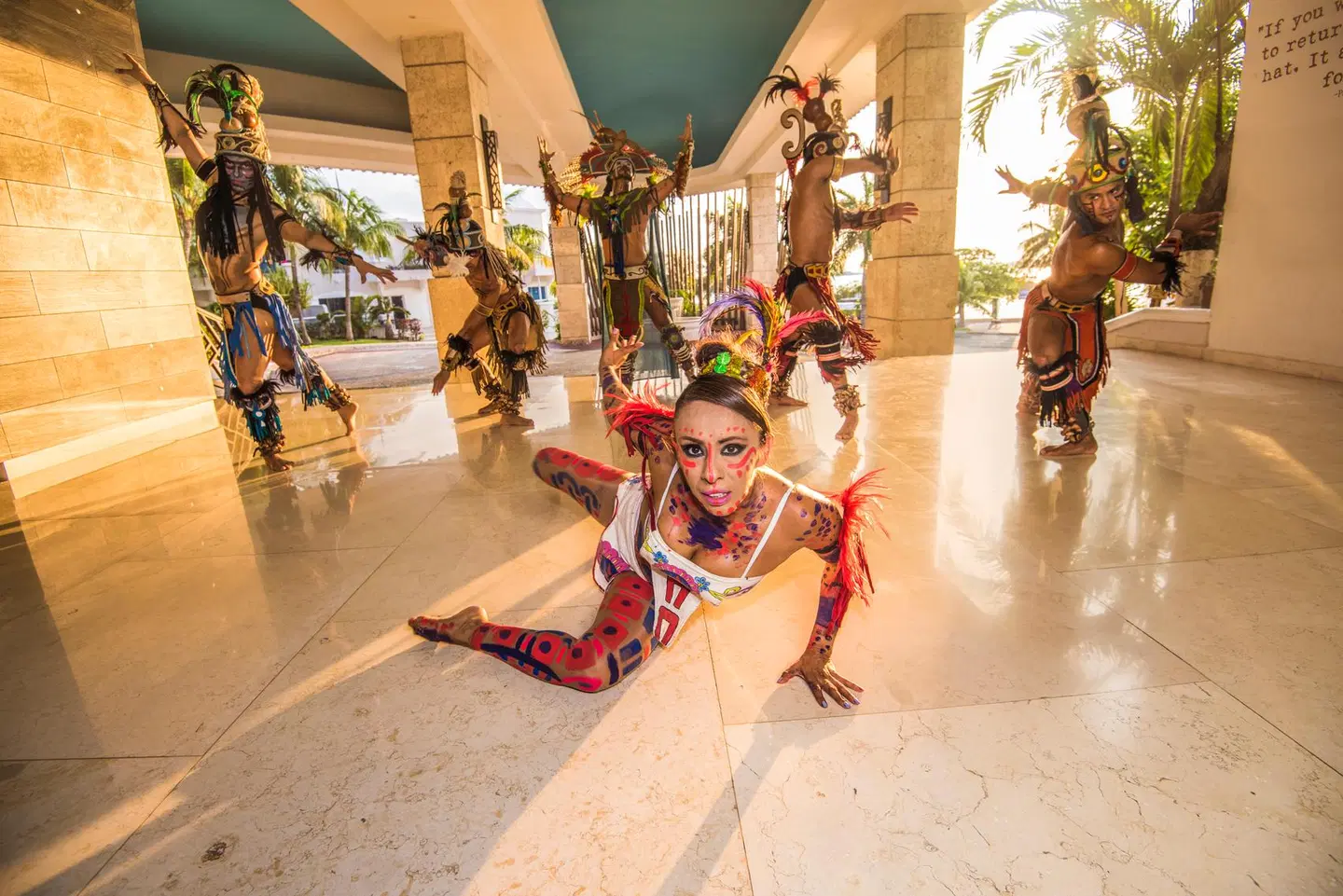 Wyndham Alltra Cancun PEOPLE