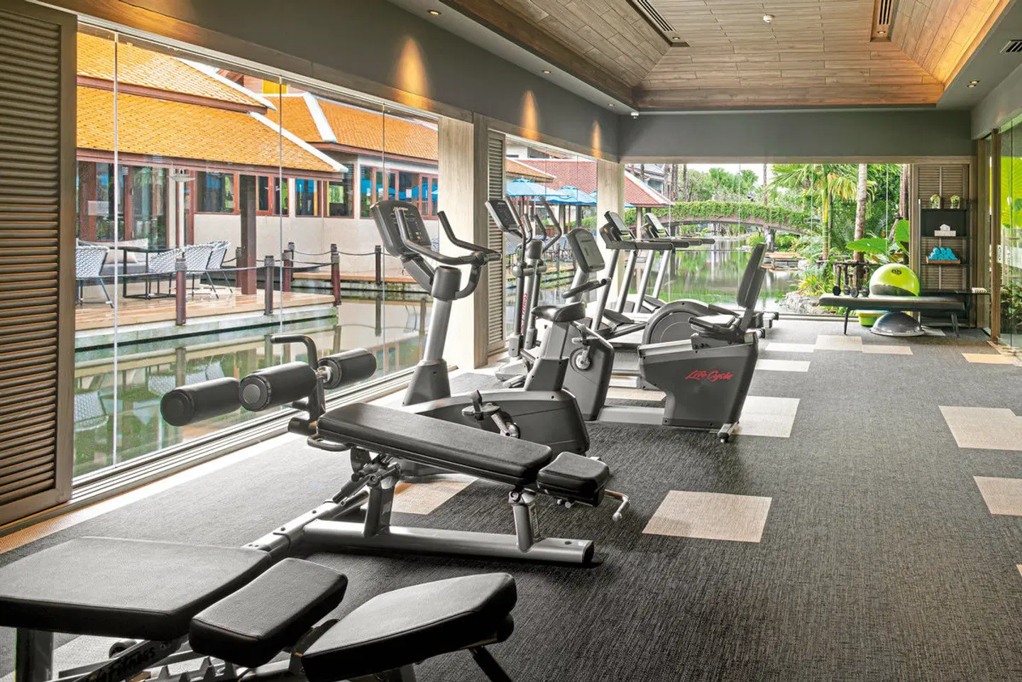 Grand Mercure Khao Lak Bangsak SPORTS_AND_LEISURE