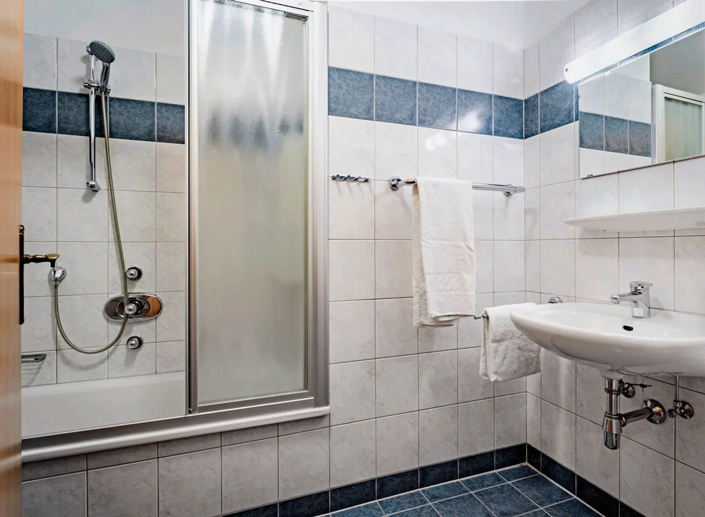 Aparthotel Sterngucker Badezimmer