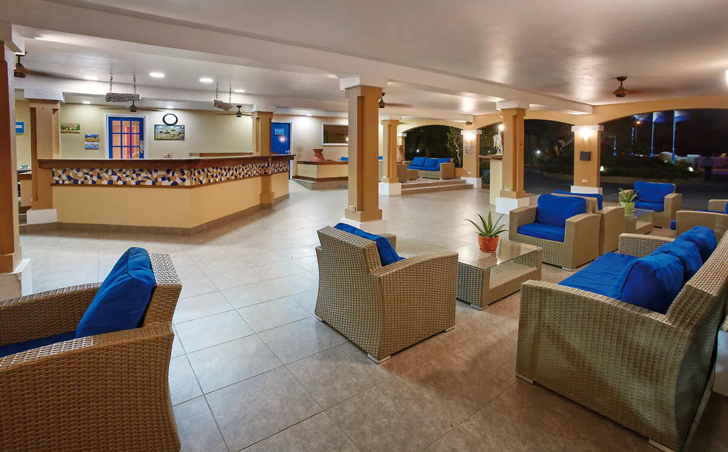 Divi Flamingo Beach Resort & Casino LOUNGE_LOBBY