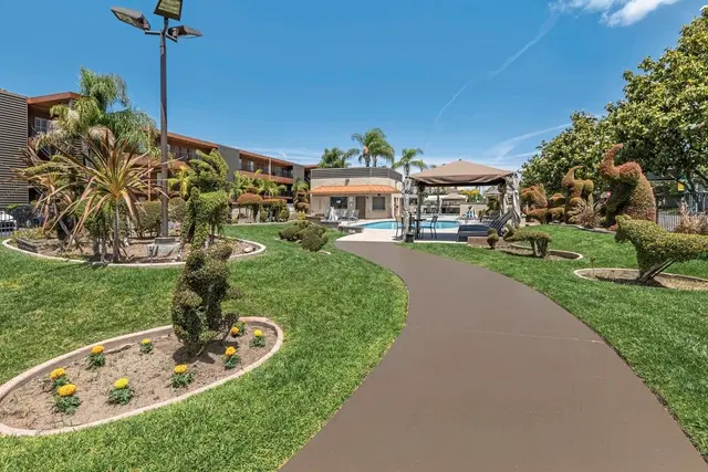 Best Western Plus Stovall's Inn Garten