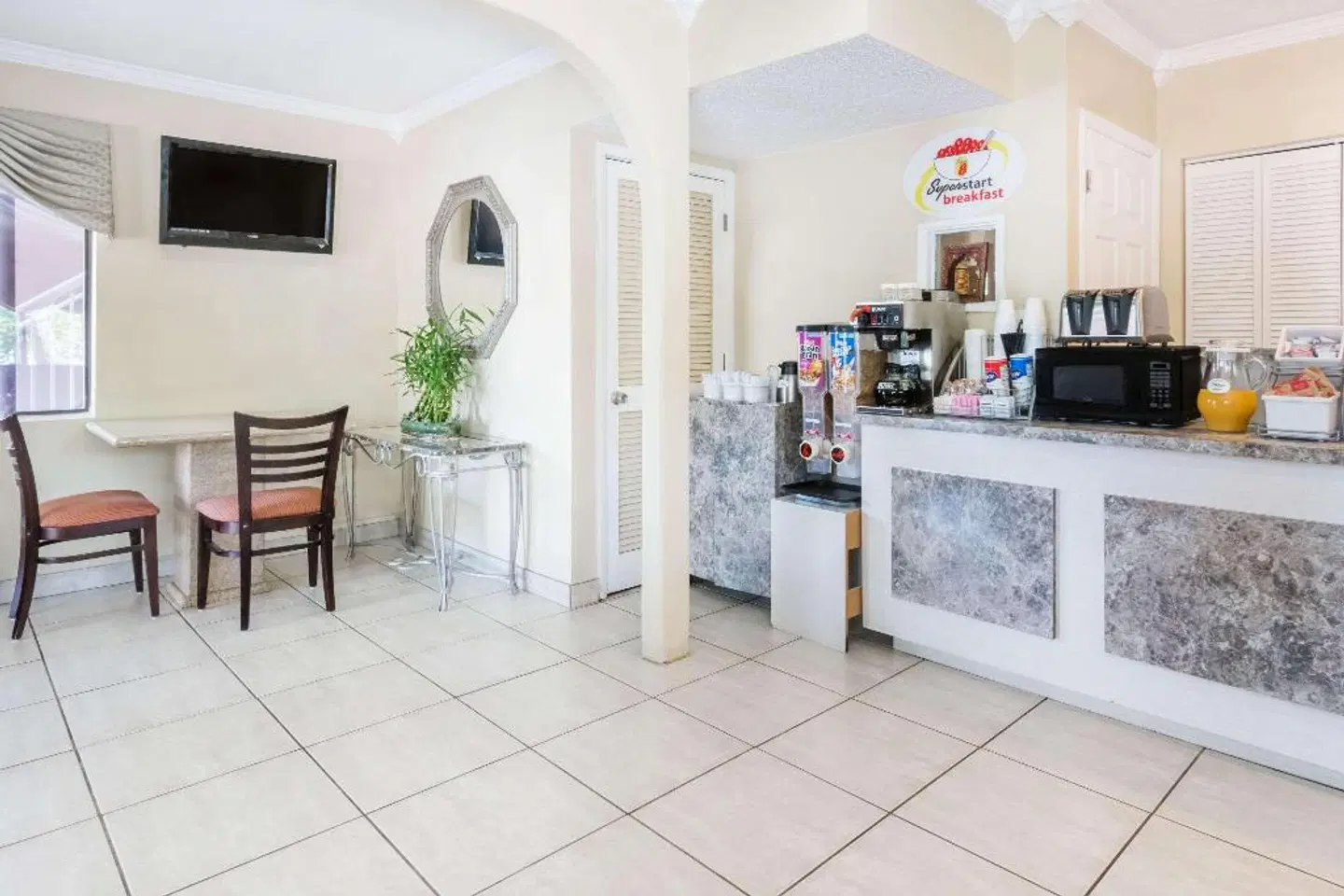 Super 8 by Wyndham Ft Walton Beach LOUNGE_LOBBY