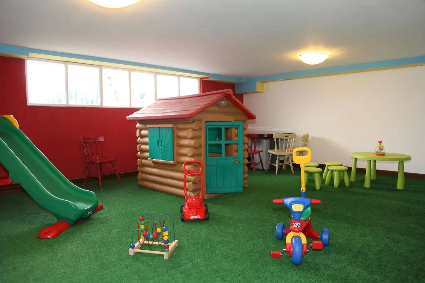 Bettina SPORTS_AND_LEISURE