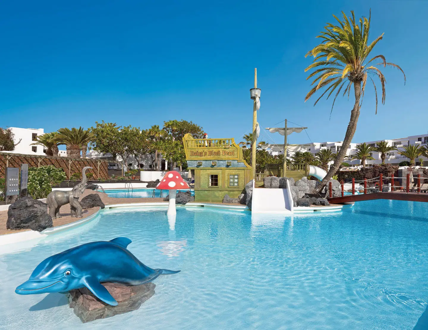 H10 Suites Lanzarote Gardens OUTDOOR_POOL