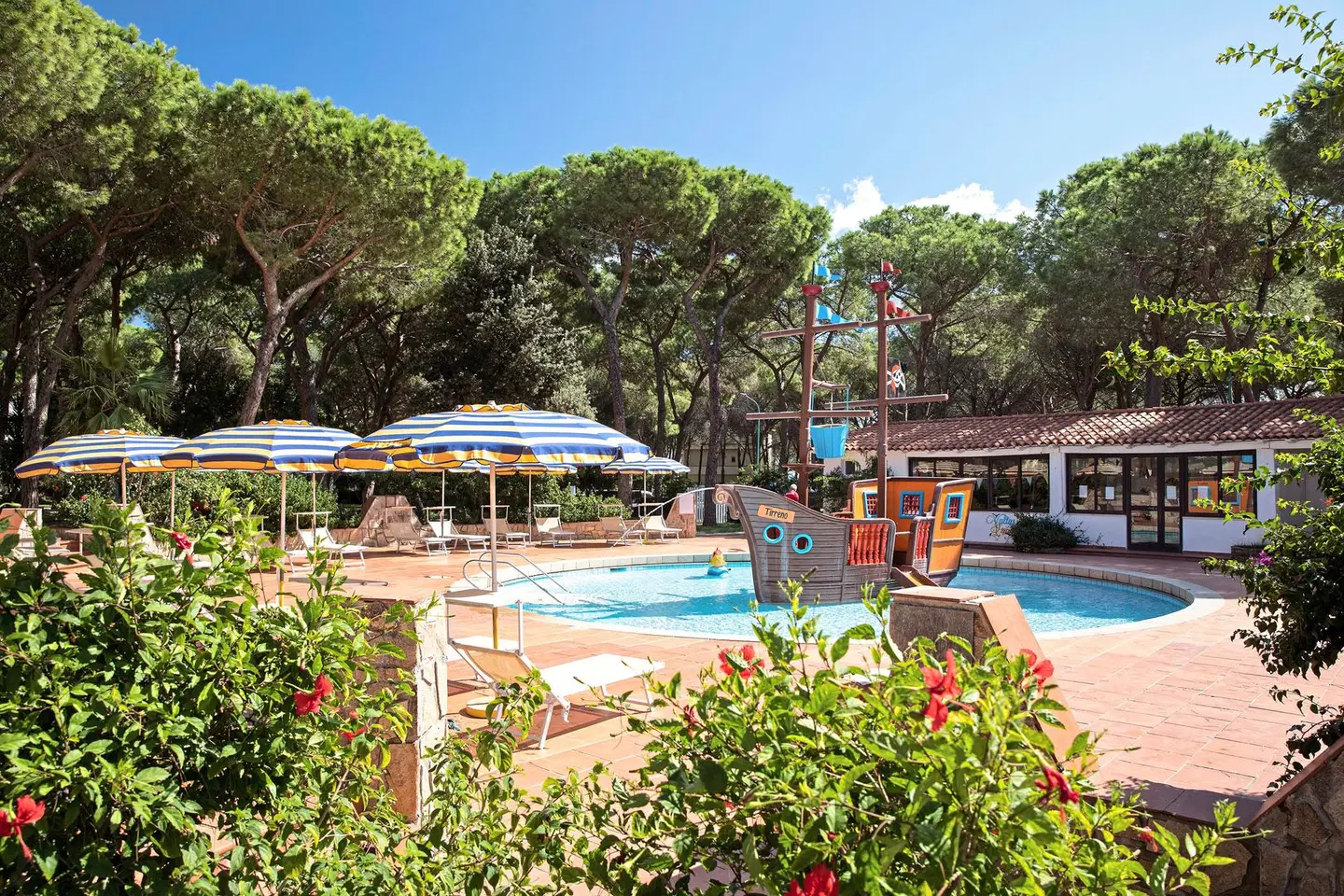 Sentido Tirreno Resort OUTDOOR_POOL