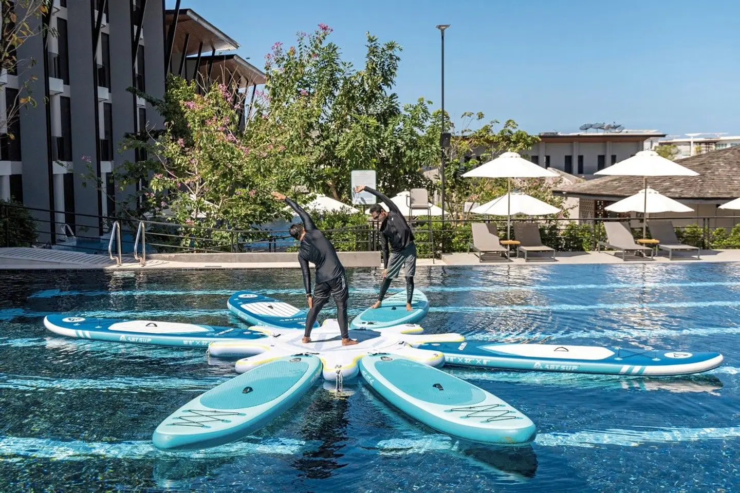 Varana Hotel OUTDOOR_POOL