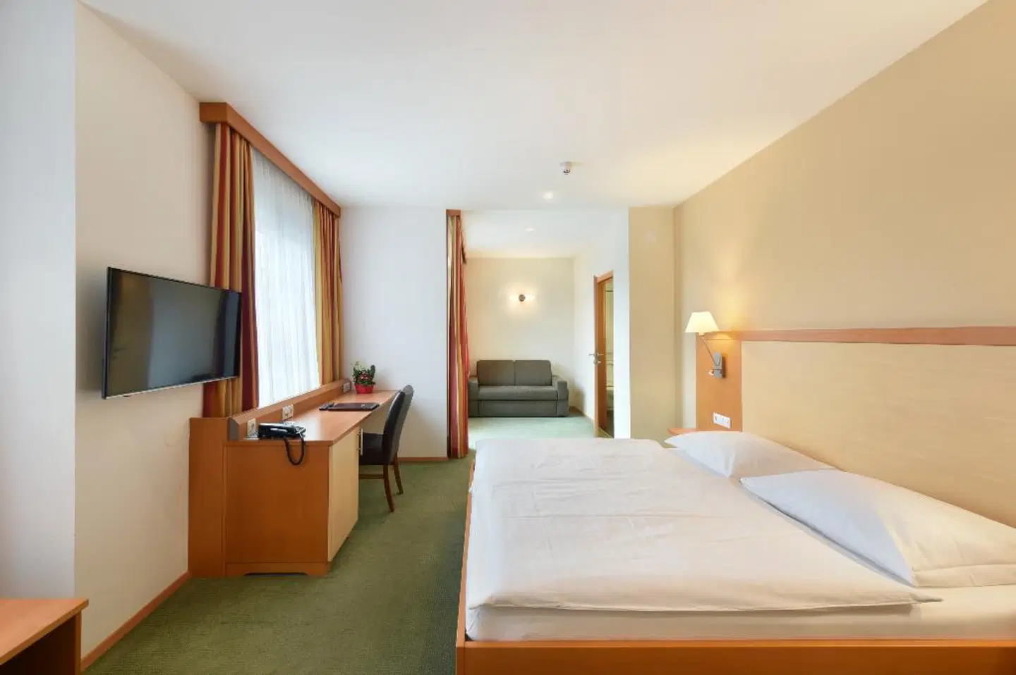 Hotel Lucia ROOM_EXAMPLE