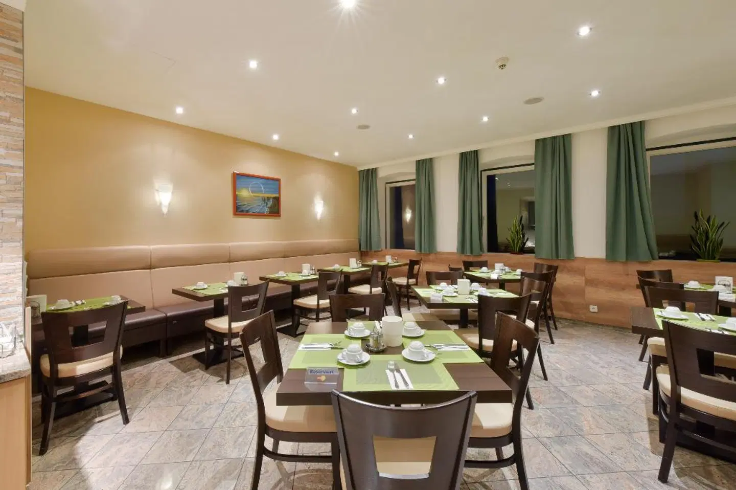 Hotel Lucia Restaurant