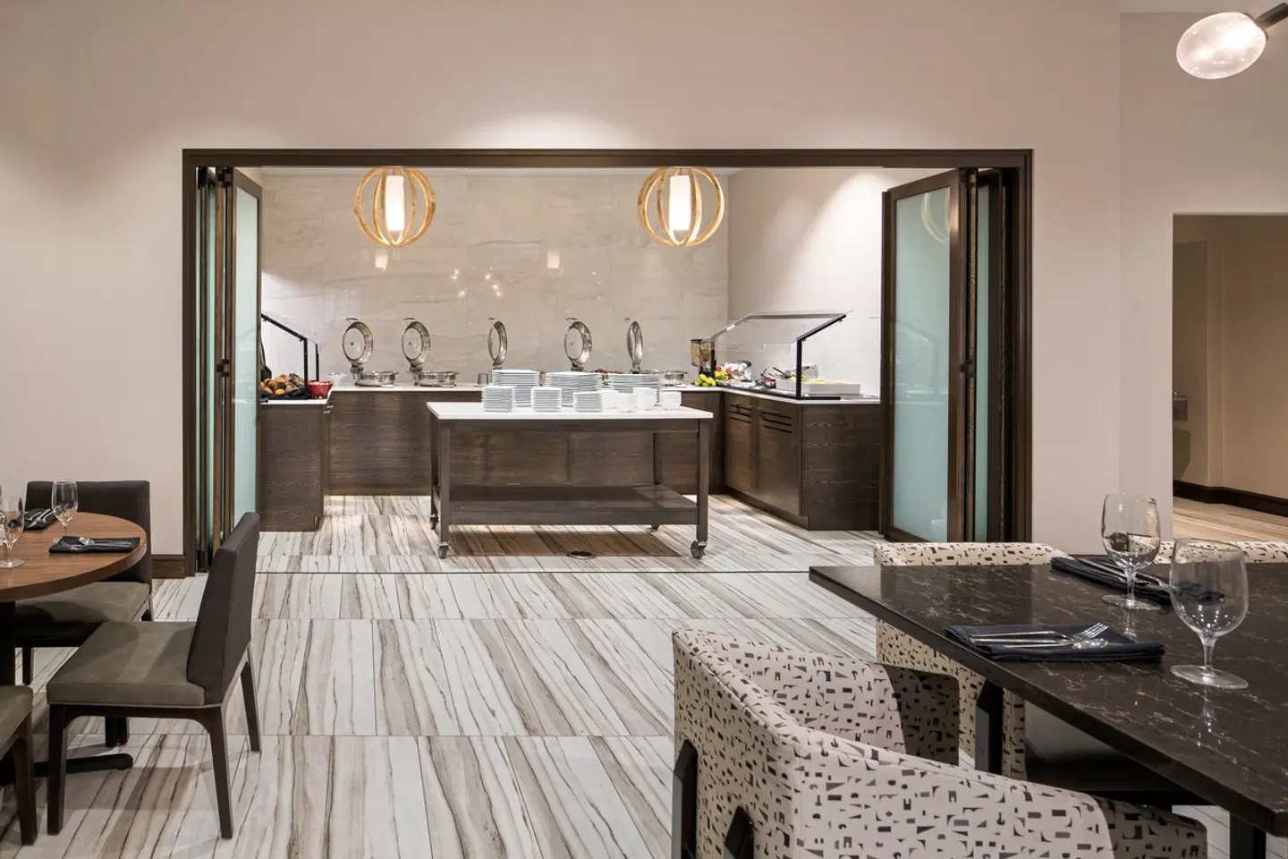 Crowne Plaza Memphis Downtown ROOM_EXAMPLE