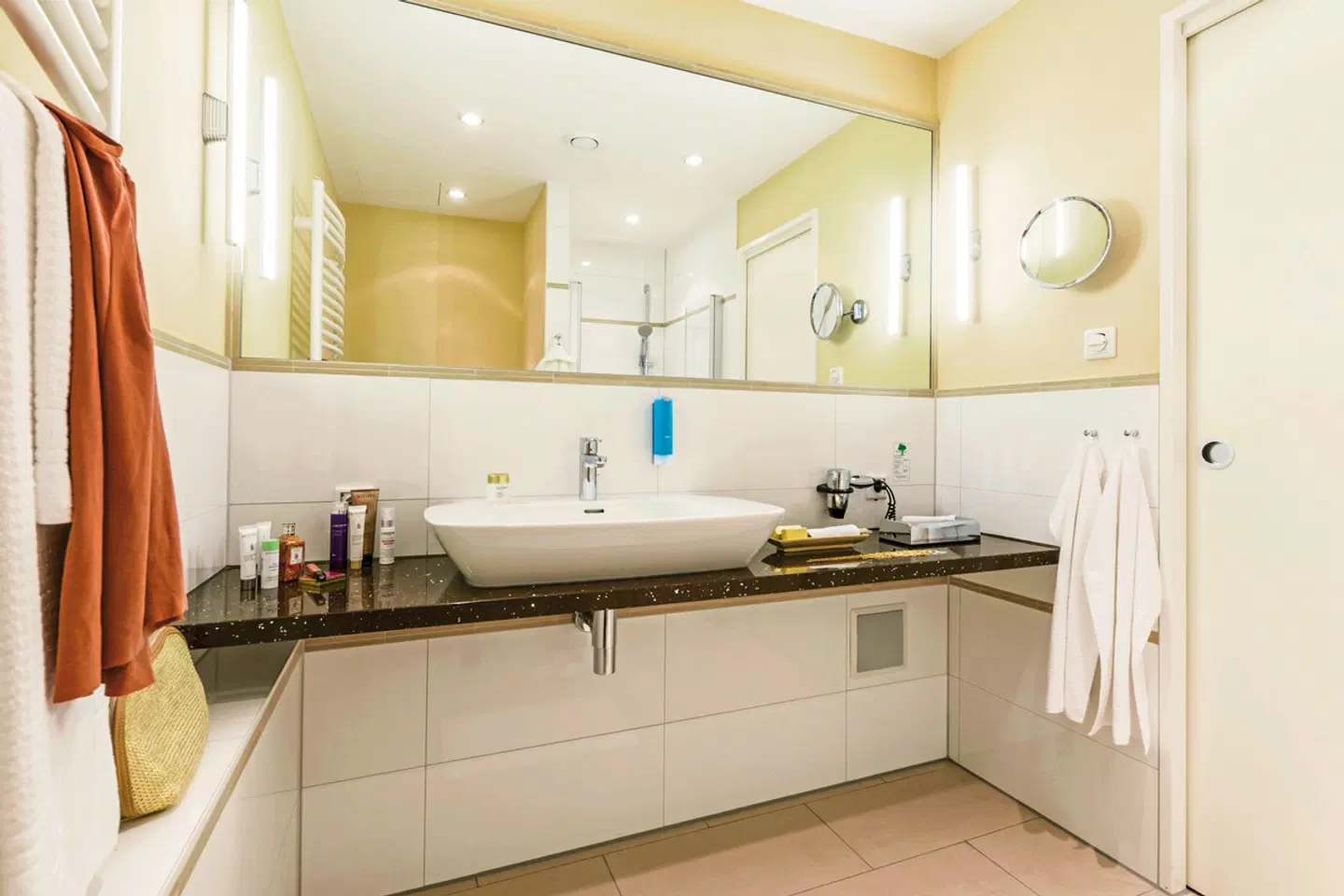 Park-Hotel Hübner Badezimmer