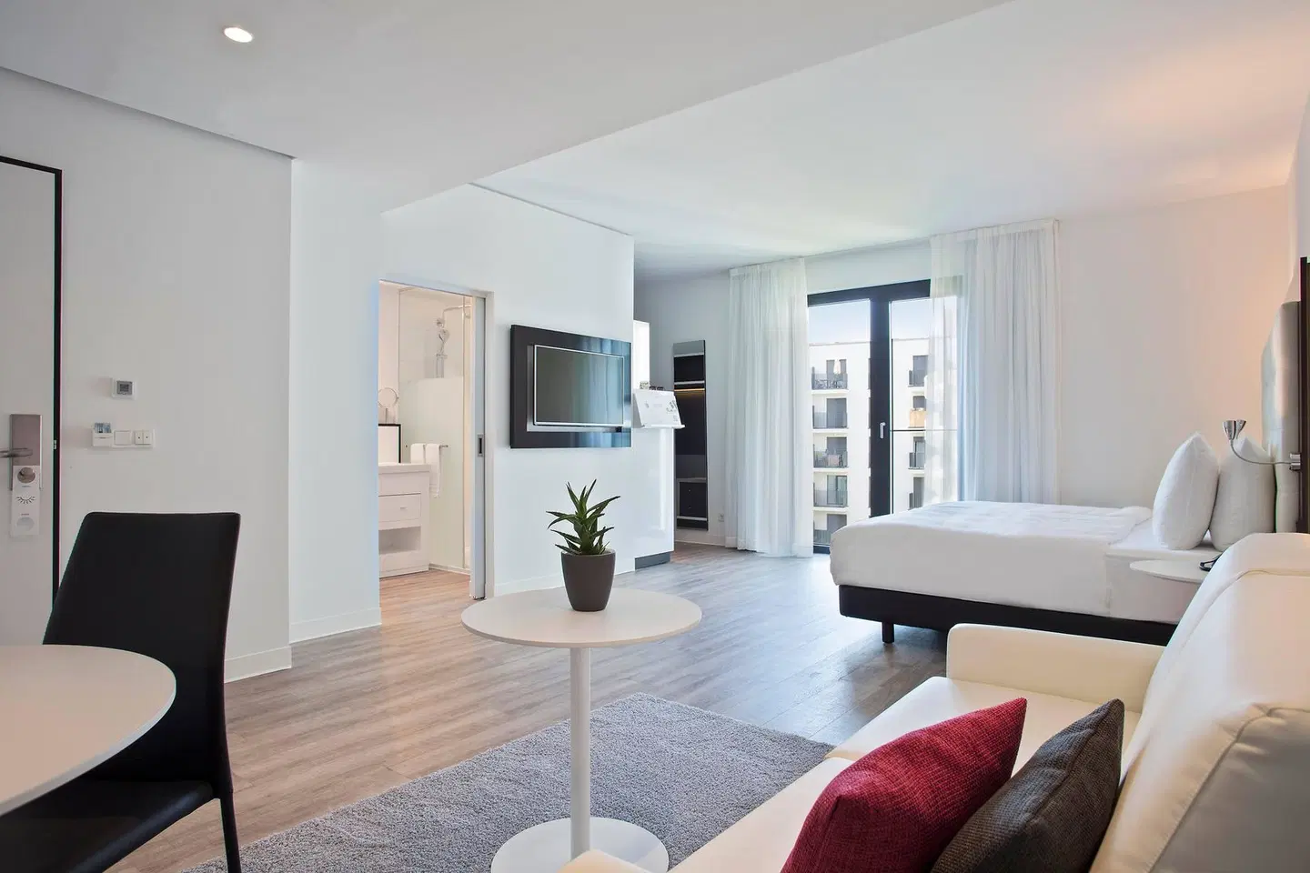 INNSiDE Frankfurt Ostend ROOM_EXAMPLE